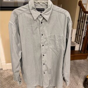 Banana Republic Light Gray Casual Button Down Shirt